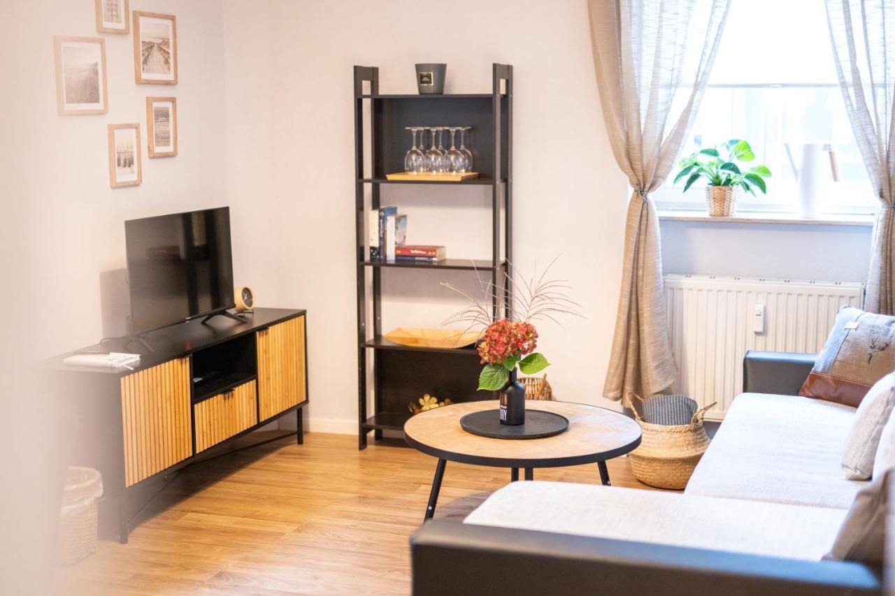 Toni Charming Apartment Im Idyllischem Villenviertel Mit Netflix Dresden Eksteriør bilde